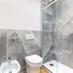 C8 * Άστι