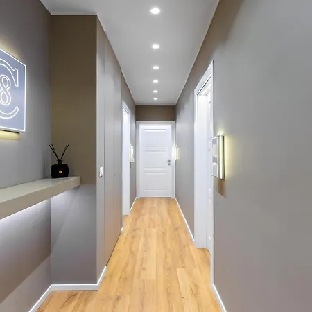Apartman C8 *