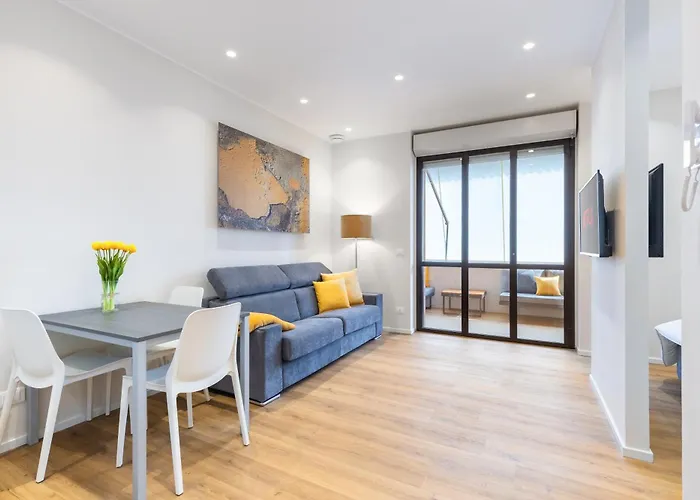 Апартаменты C8 *